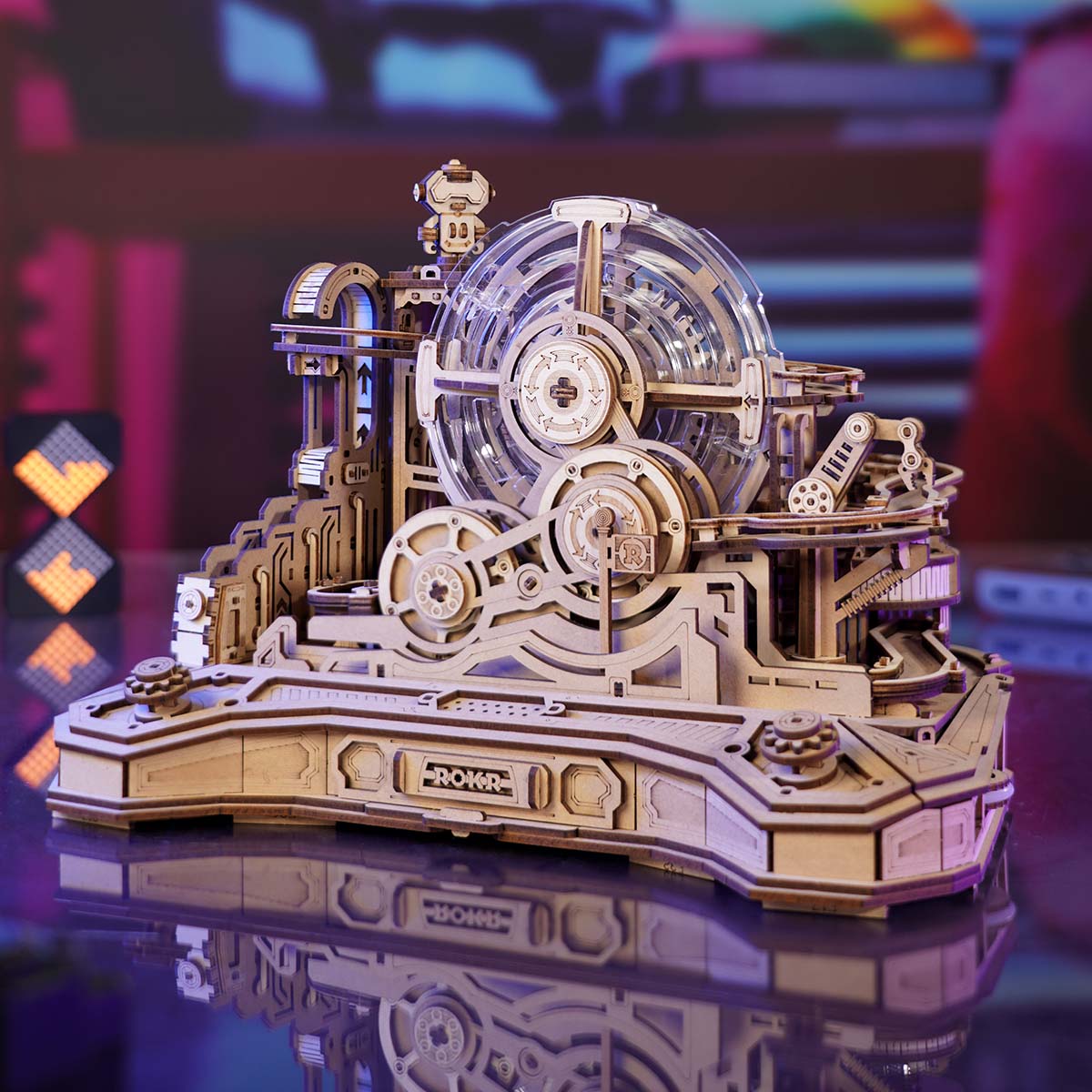 ROKR Gear Ball Challenge 3D wooden puzzle, detail close-up EGC01
