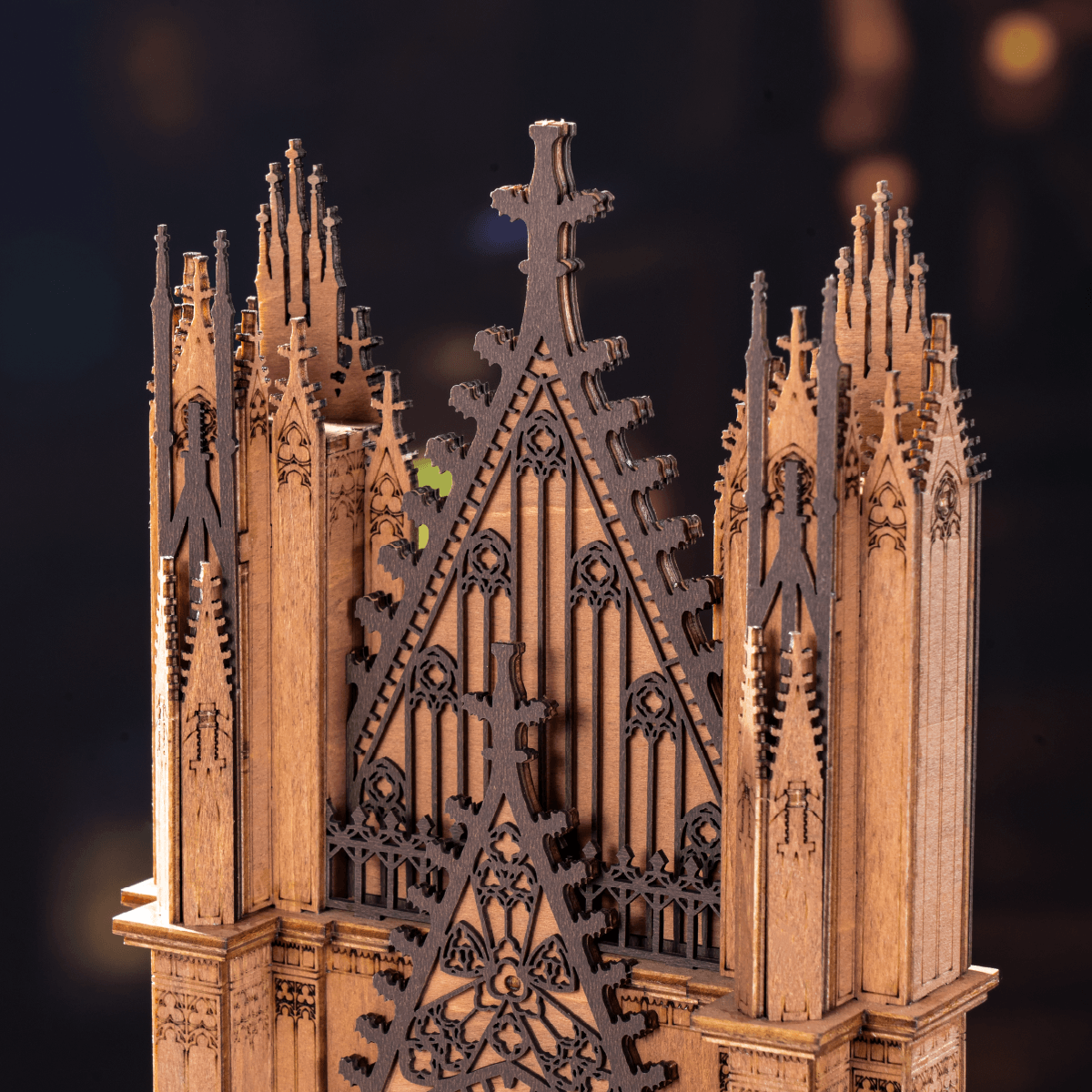 Rolife Twin-Tower Cathedral 3D Wooden Puzzle TGA01 3D wooden architecture model, top-down view of layout and arrangement