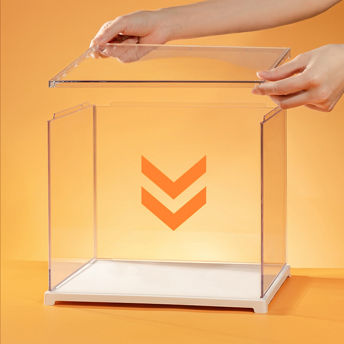 Rolife Acrylic Display Box Landscape Size S DF04L DIY craft kit, side view highlighting structure and scale