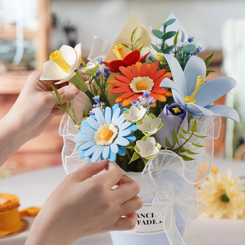 Rich Floral Materials, Freely Arranged