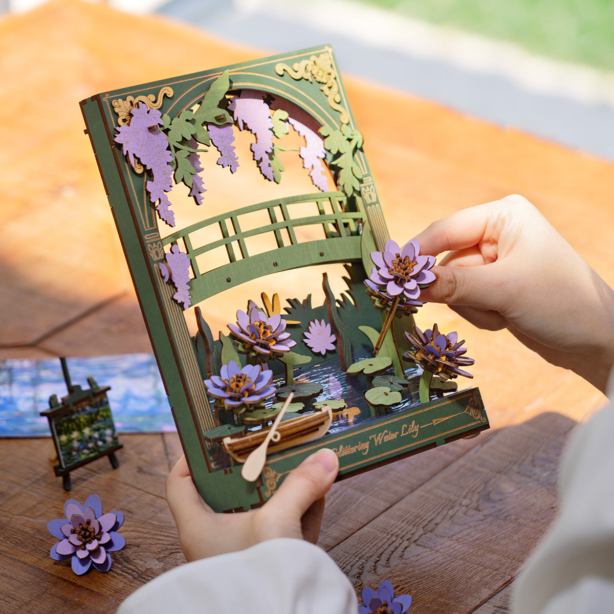 Rowood Glittering Water Lily Wall Art 3D Wooden Puzzle TH001, 3D wooden wall art puzzle, in-use demonstration