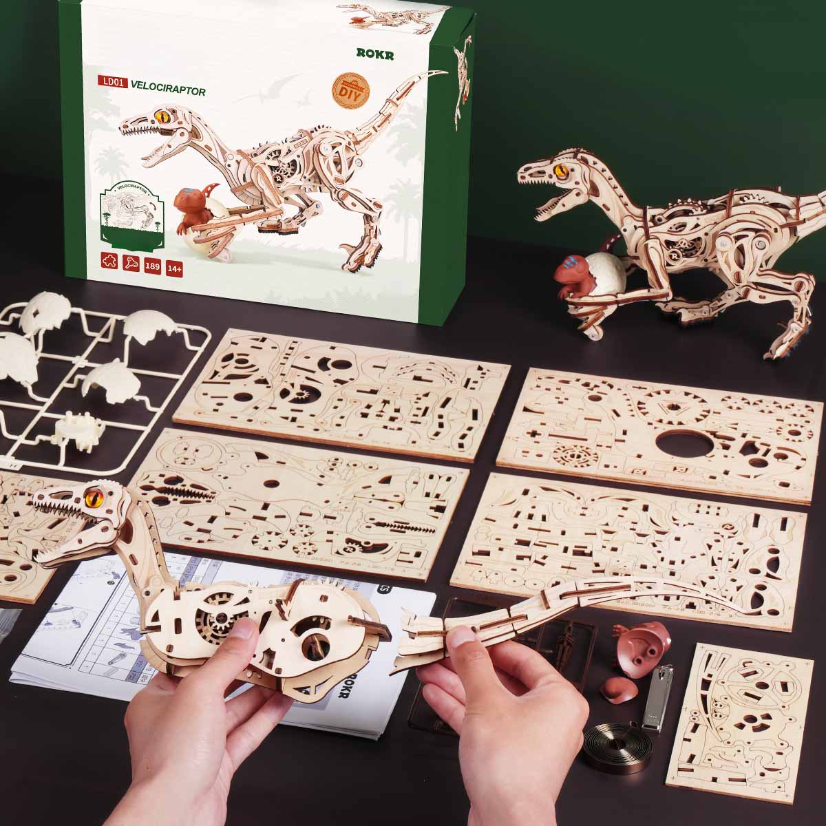 ROKR Velociraptor Mechanical mechanical 3D wooden puzzle, lifestyle scene LD01