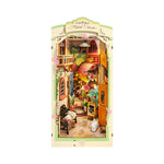 Rolife, Floral Corner, TGB09, DIY book nook kit, front view