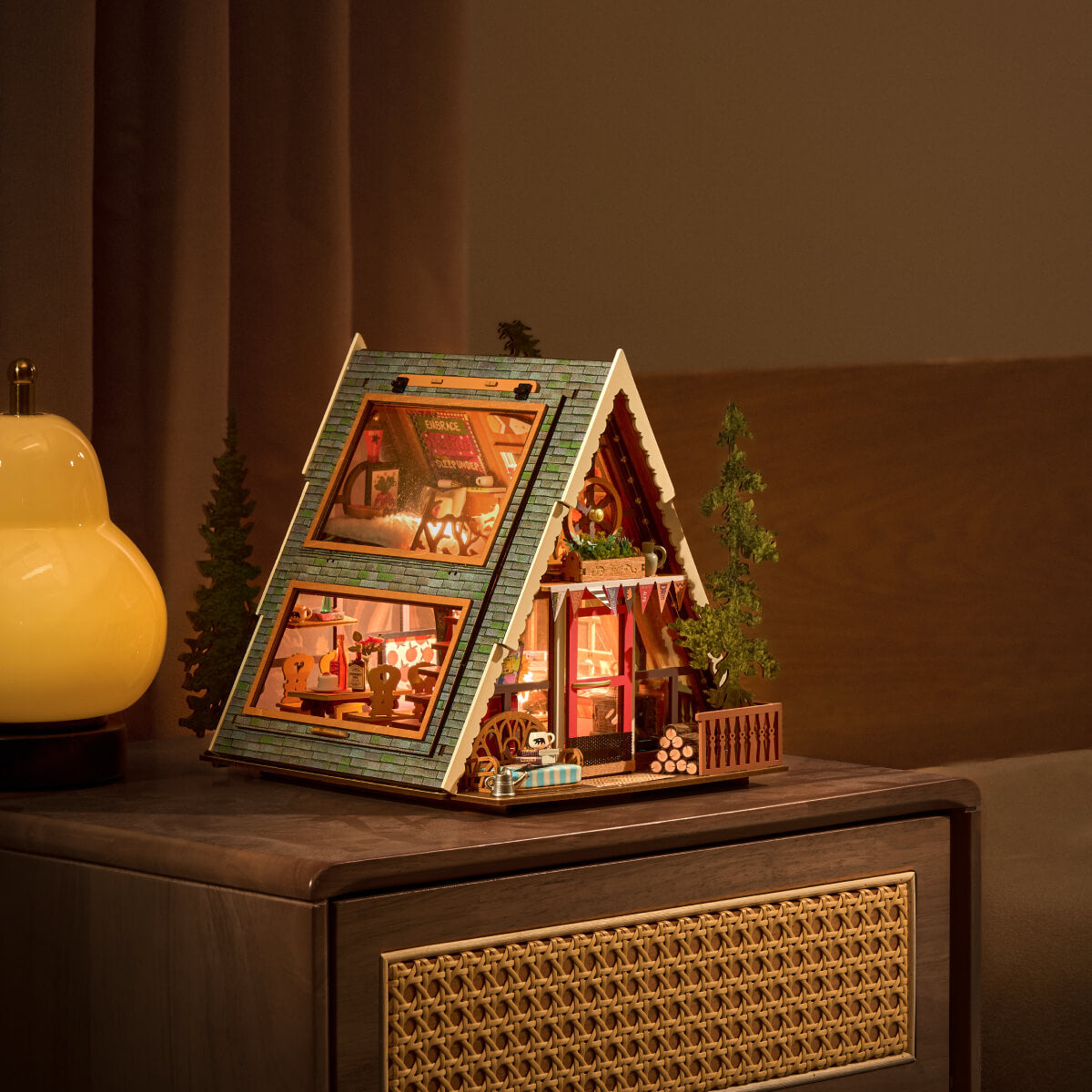 Rolife A-Frame Cabin Miniature House DG181 DIY miniature house kit, close-up of interior components and accessories