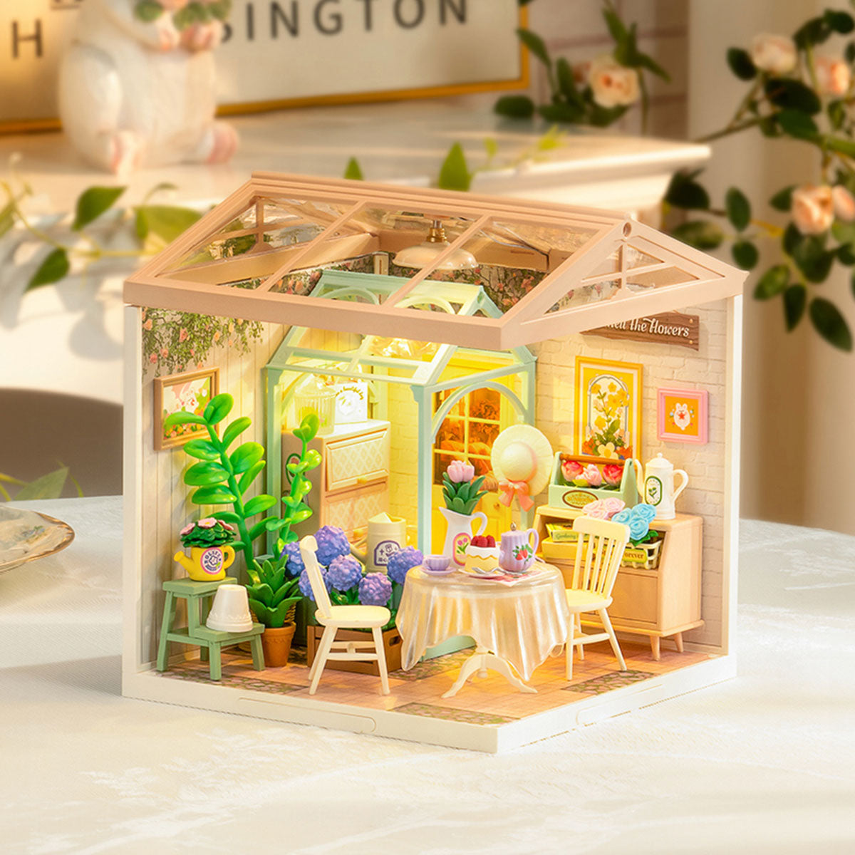 Rolife Blühender Teegarten DIY Miniaturhaus aus Kunststoff DW013B