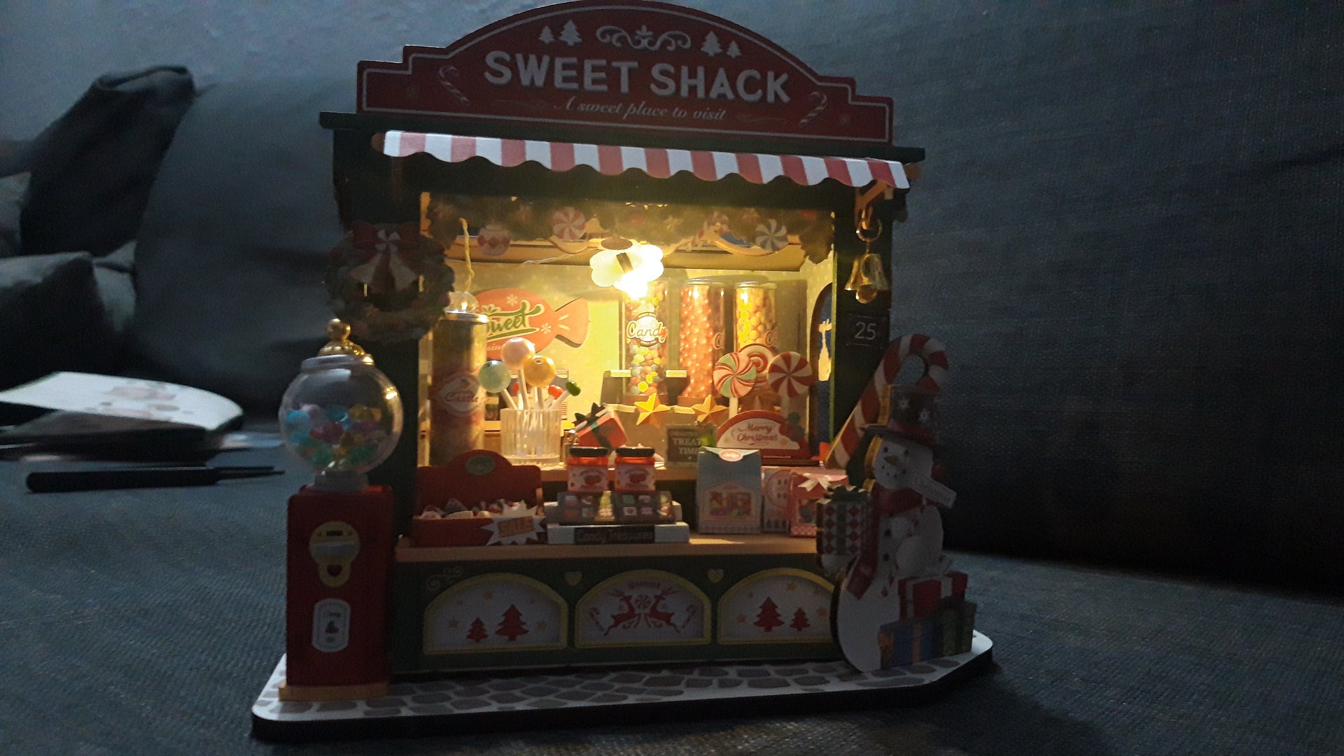 Simply Splendid Andriu's Project The Candy Stand Photo Courtesy of Andriu