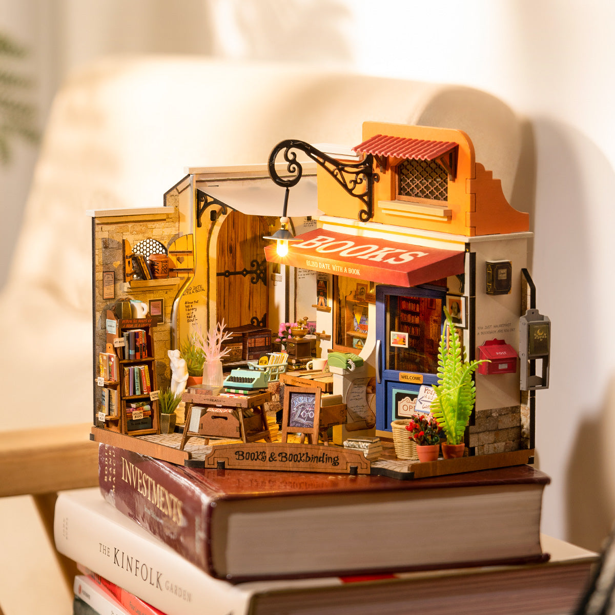 Open-layout Bookstore