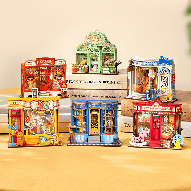 Rolife Sweet Chocolate Shop Miniature House DS046 DIY miniature house kit, close-up of interior components and accessories