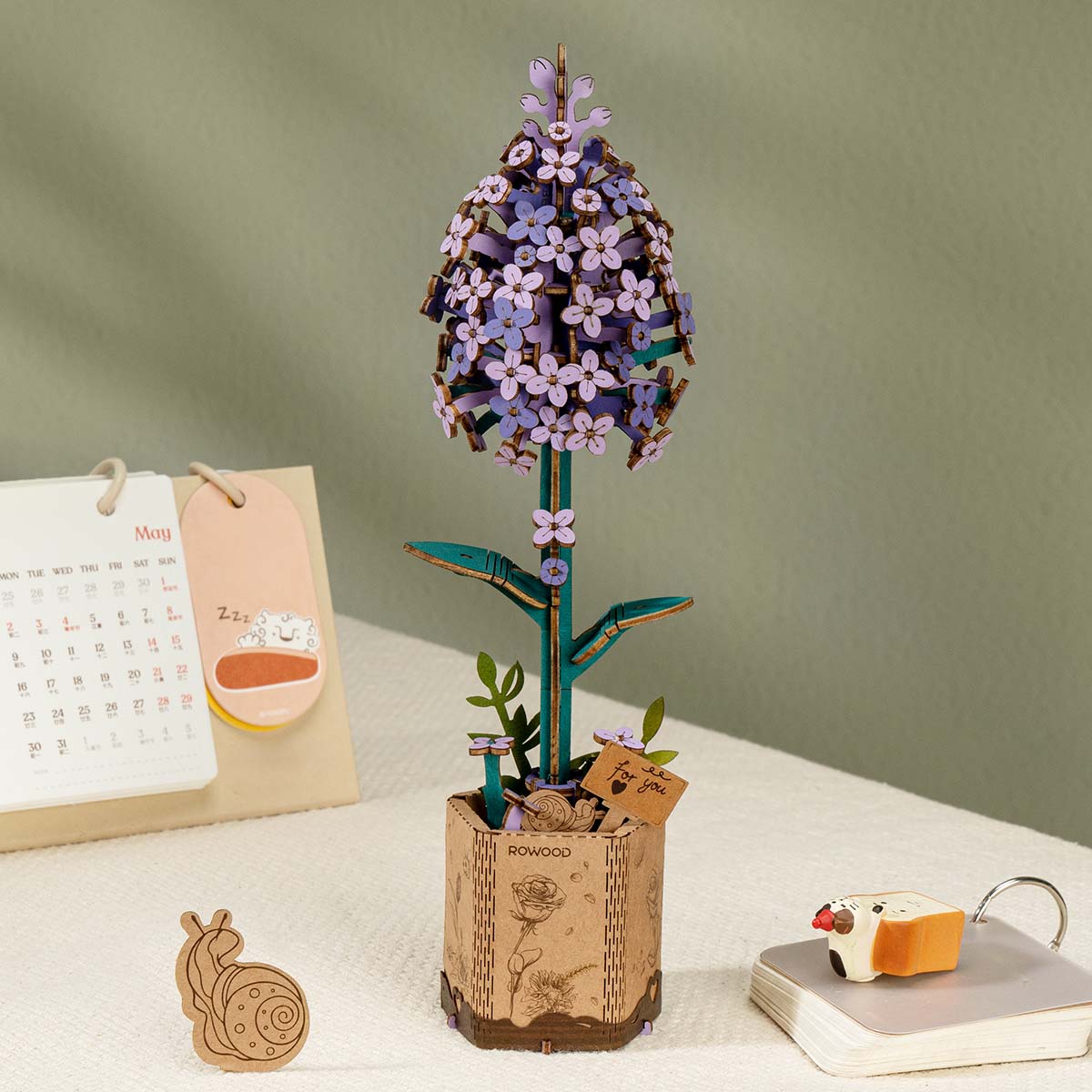 Rowood Lilac DIY Wooden Flower TW021, 3D wooden DIY flower puzzle, lifestyle scene