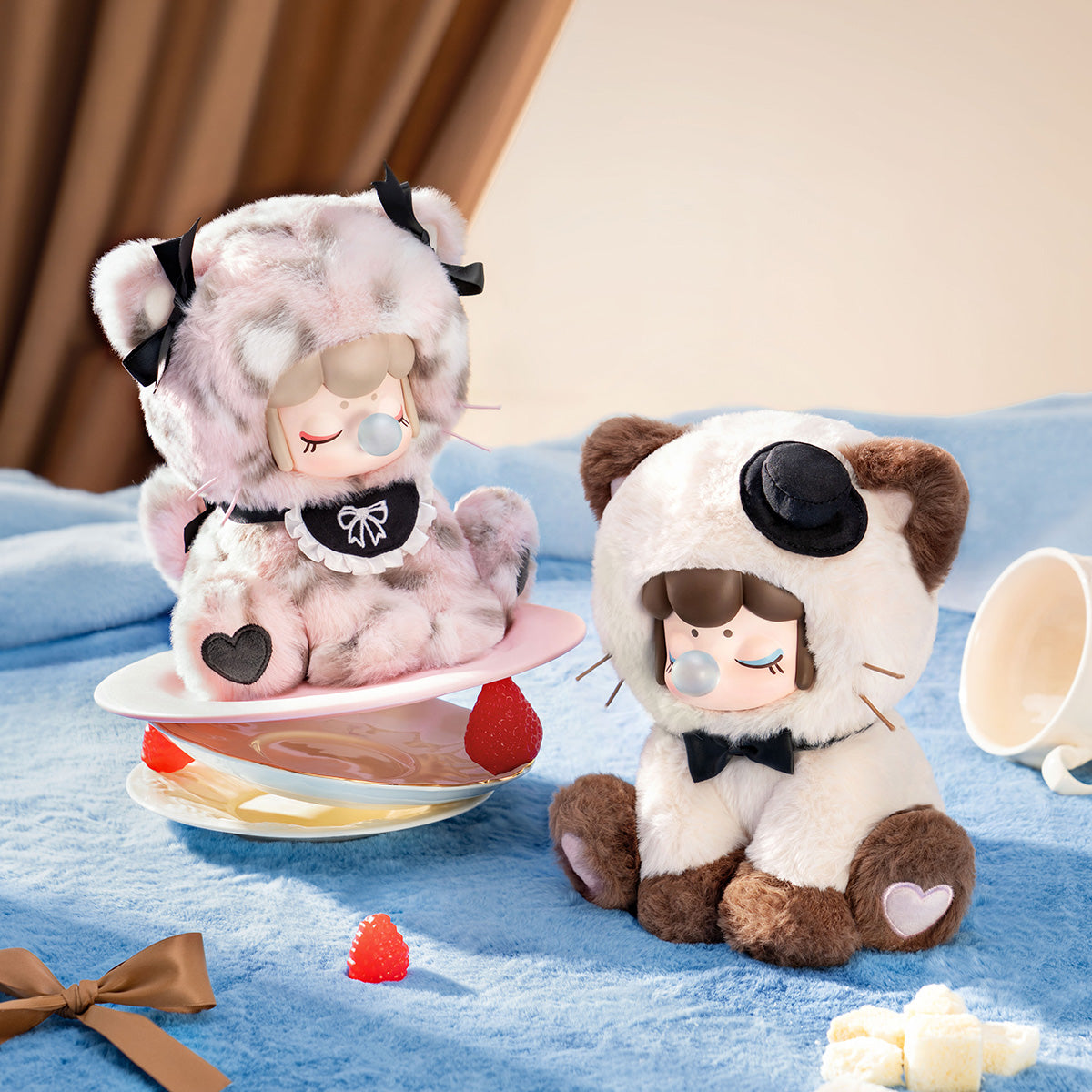 Rolife Nanci's Tea Time Kitties Surprise Plush Dolls MNDXX collectible figure, side view highlighting structure and scale