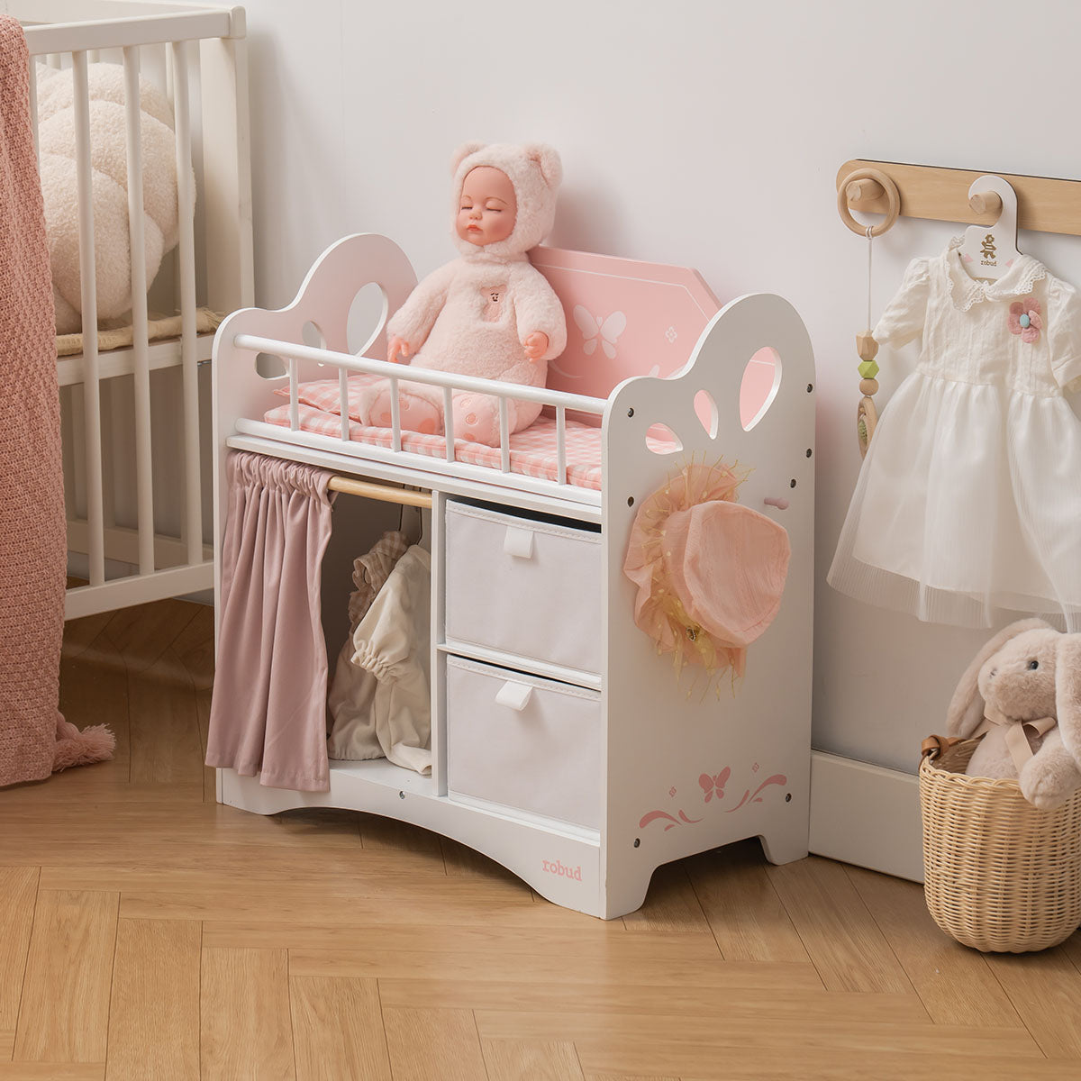 ROBUD Puppenbettmöbel mit Kleidung