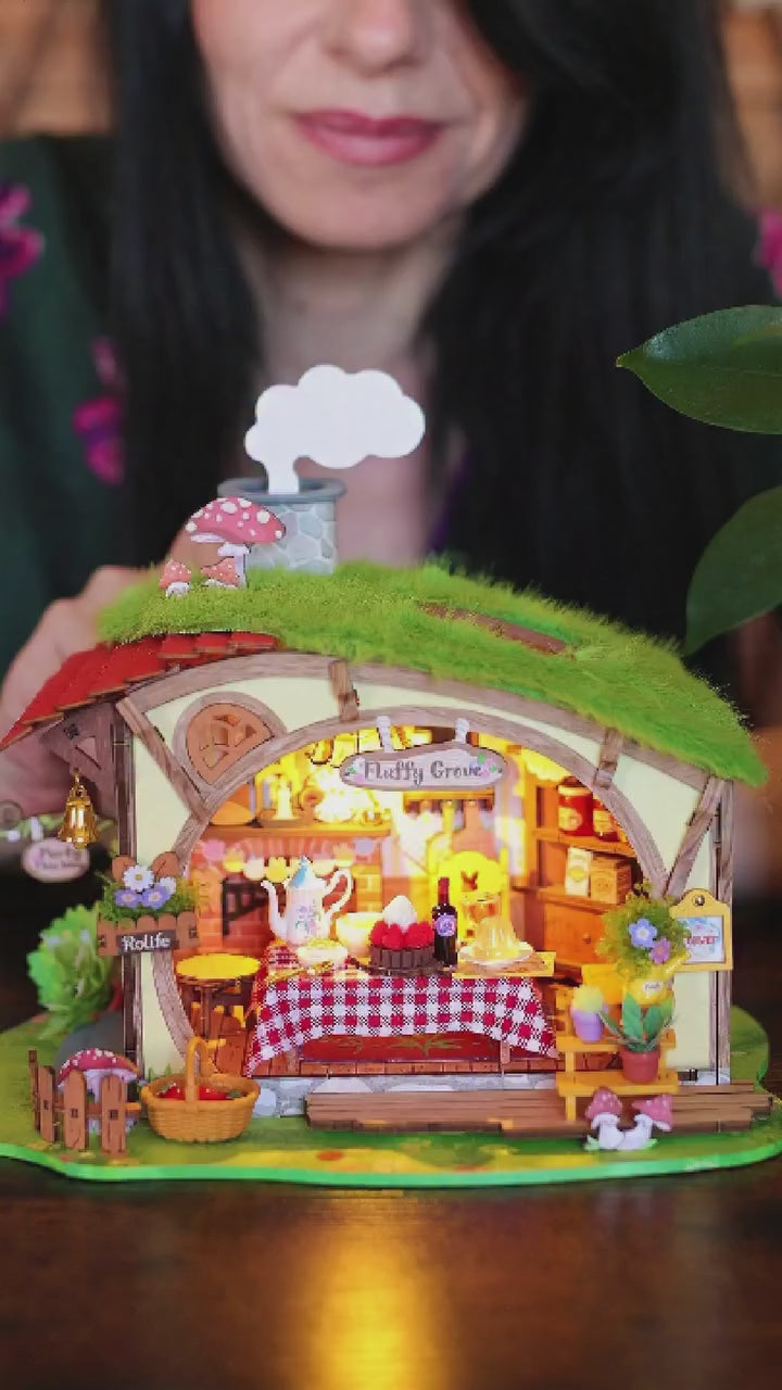 Rolife DIY Miniature House - Fluffy Grove DG184